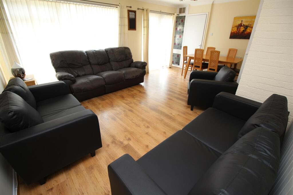4 bed End of Terrace for rent in Rough Common. From Miles & Barr - Canterbury