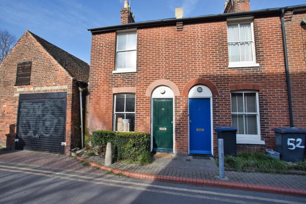 2 bed End of Terrace for rent in Canterbury. From Miles & Barr - Canterbury