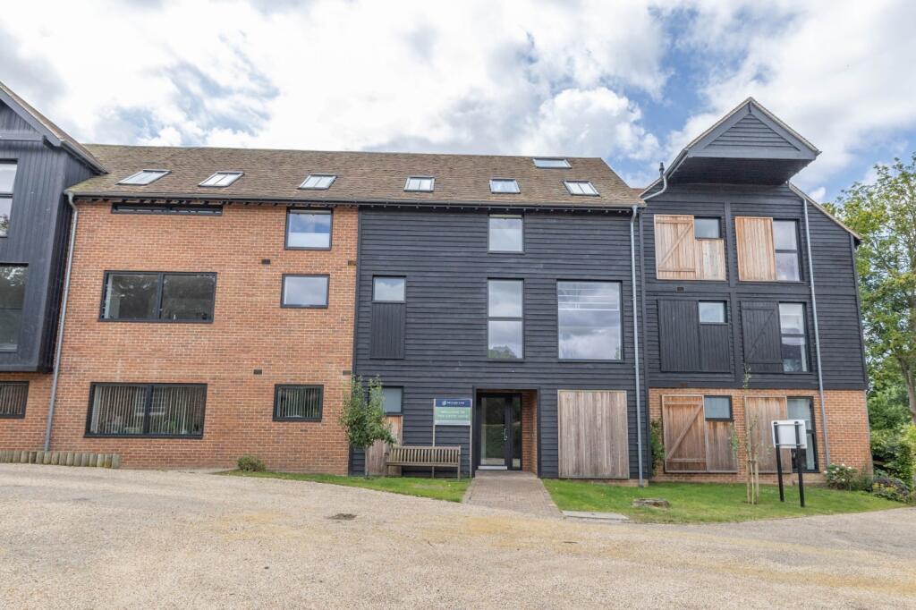 2 bed 1st Floor Flat for rent in Canterbury. From Miles & Barr - Canterbury 2 bed 1st Floor Flat for rent in Canterbury. From Miles & Barr - Canterbury