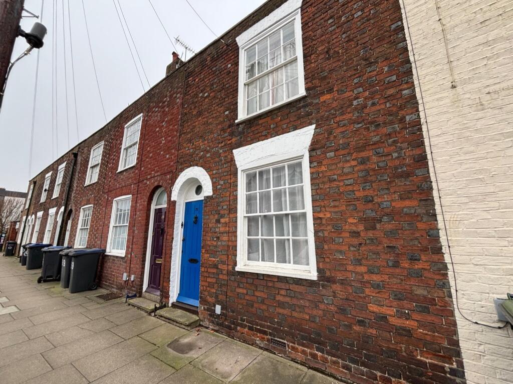 3 bed Mid Terraced House for rent in Canterbury. From Miles & Barr - Canterbury