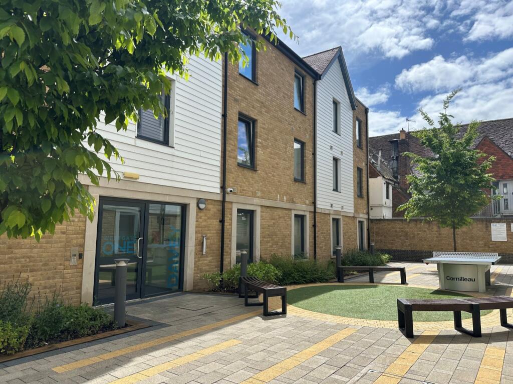 4 bed 1st Floor Flat for rent in . From Miles & Barr - Canterbury 4 bed 1st Floor Flat for rent in . From Miles & Barr - Canterbury