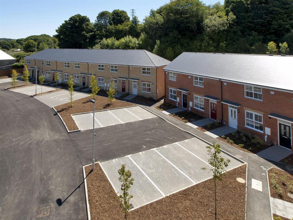 3 bed Mid Terraced House for rent in Dover. From Miles & Barr - Canterbury 3 bed Mid Terraced House for rent in Dover. From Miles & Barr - Canterbury