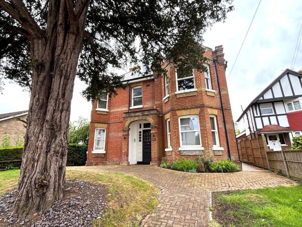 1 bed Penthouse for rent in Rough Common. From Miles & Barr - Canterbury