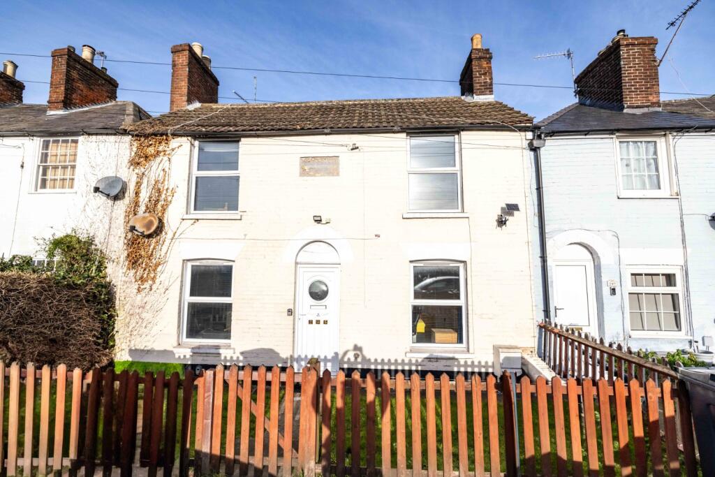 5 bed Mid Terraced House for rent in Canterbury. From Miles & Barr - Canterbury 5 bed Mid Terraced House for rent in Canterbury. From Miles & Barr - Canterbury