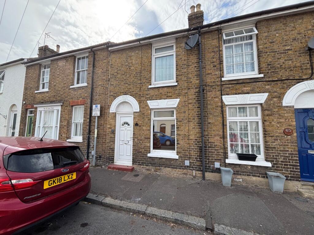 2 bed Mid Terraced House for rent in Faversham. From Miles & Barr - Canterbury