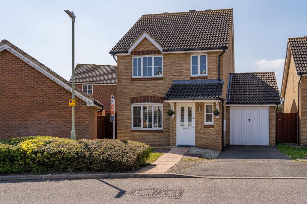 3 bed Detached for rent in Hersden. From Miles & Barr - Canterbury