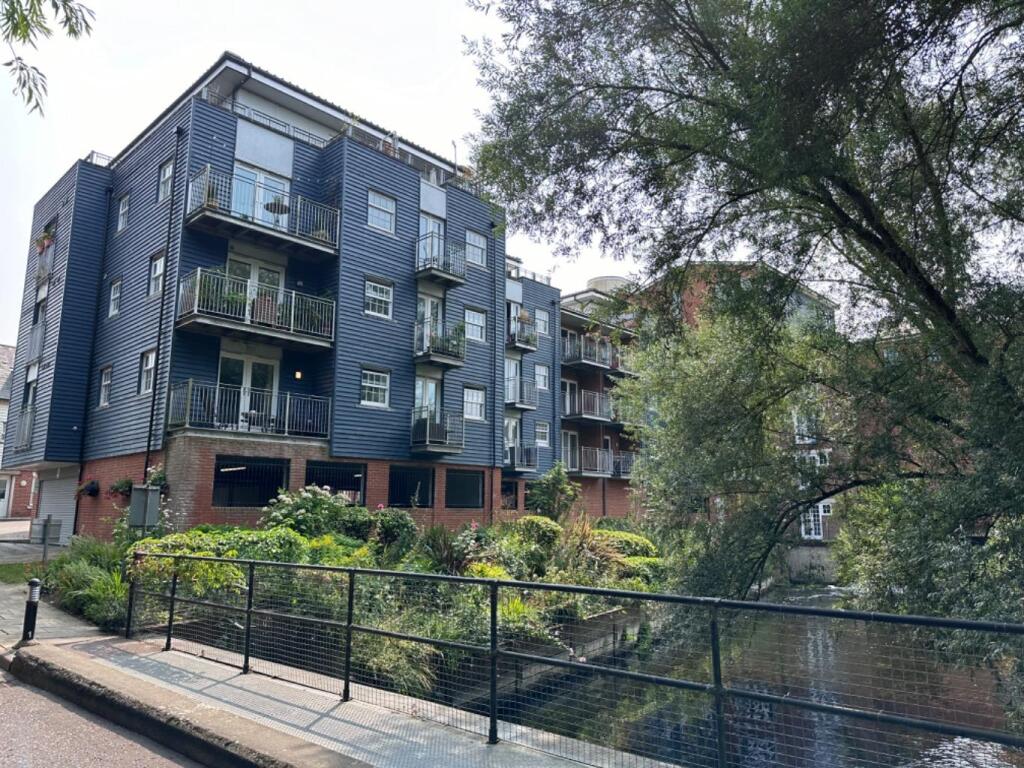 2 bed 1st Floor Flat for rent in Canterbury. From Miles & Barr - Canterbury