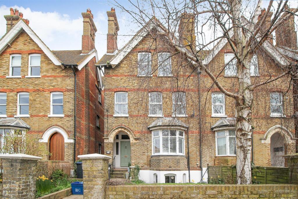 0 bed 1st Floor Flat for rent in Canterbury. From Miles & Barr - Canterbury