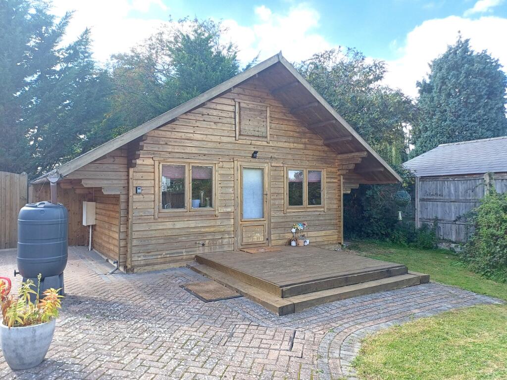 1 bed Bungalow for rent in Street End. From Miles & Barr - Canterbury