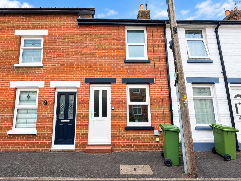 2 bed Mid Terraced House for rent in Faversham. From Miles & Barr - Canterbury