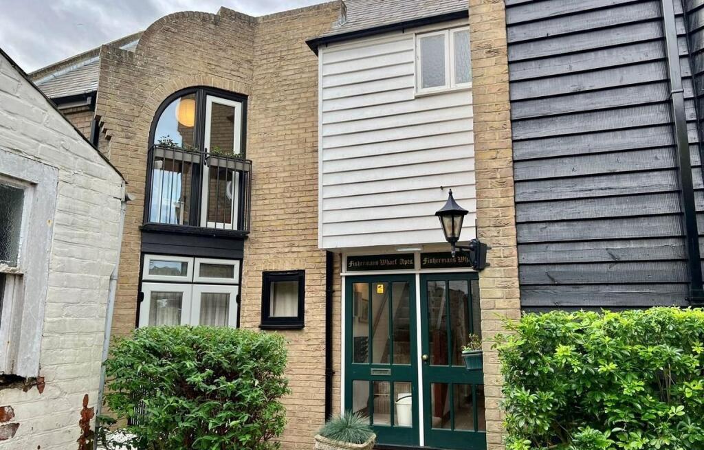 1 bed 1st Floor Flat for rent in Sandwich. From Miles & Barr - Dover