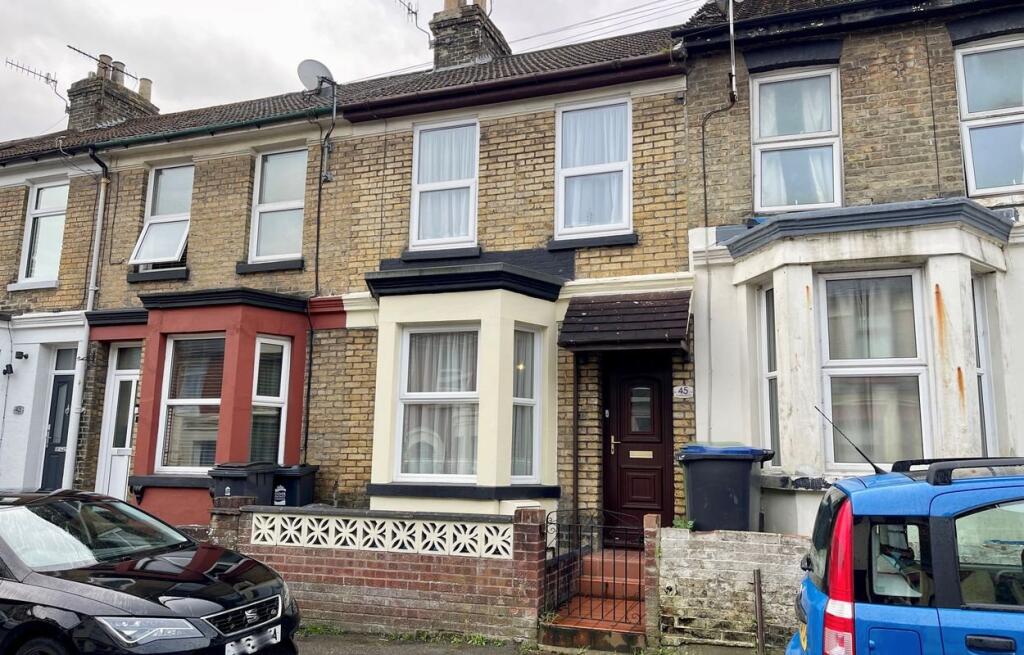 2 bed Mid Terraced House for rent in Dover. From Miles & Barr - Dover