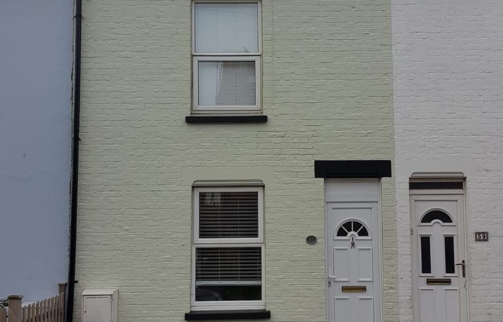 2 bed Mid Terraced House for rent in Deal. From Miles & Barr - Dover 2 bed Mid Terraced House for rent in Deal. From Miles & Barr - Dover