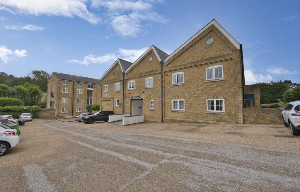 2 bed 1st Floor Flat for rent in Whitfield. From Miles & Barr - Dover 2 bed 1st Floor Flat for rent in Whitfield. From Miles & Barr - Dover