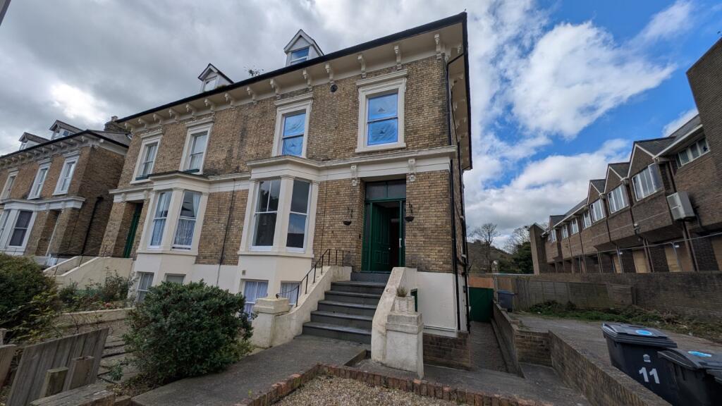 1 bed 1st Floor Flat for rent in Dover. From Miles & Barr - Dover