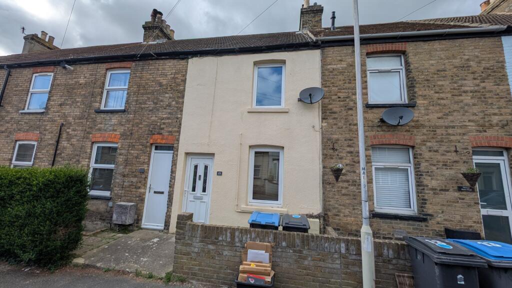 2 bed Mid Terraced House for rent in Dover. From Miles & Barr - Dover