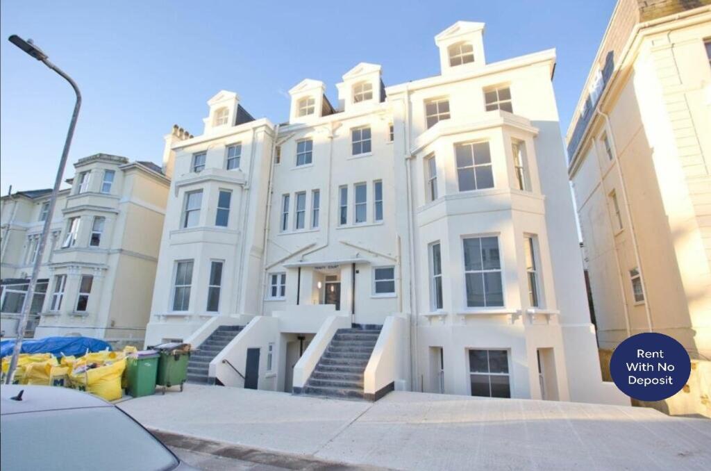 2 bed 1st Floor Flat for rent in Folkestone. From Miles & Barr - Dover