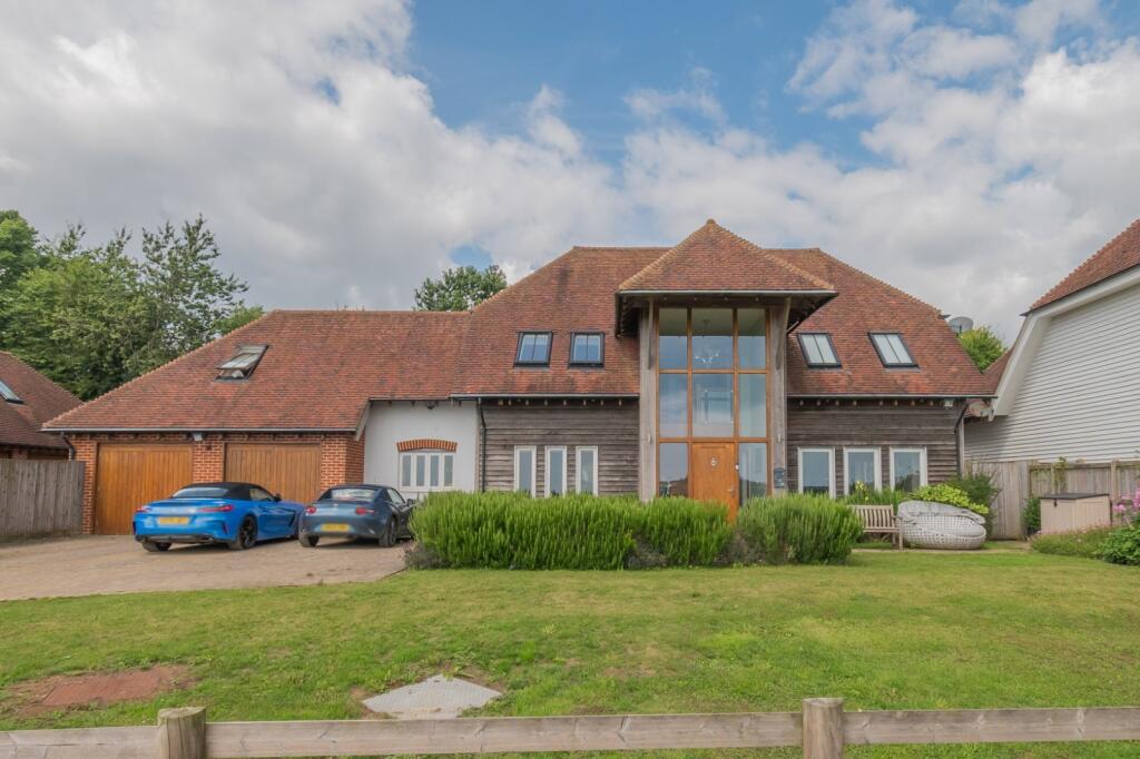 4 bed Detached for rent in Hawkinge. From Miles & Barr - Dover
