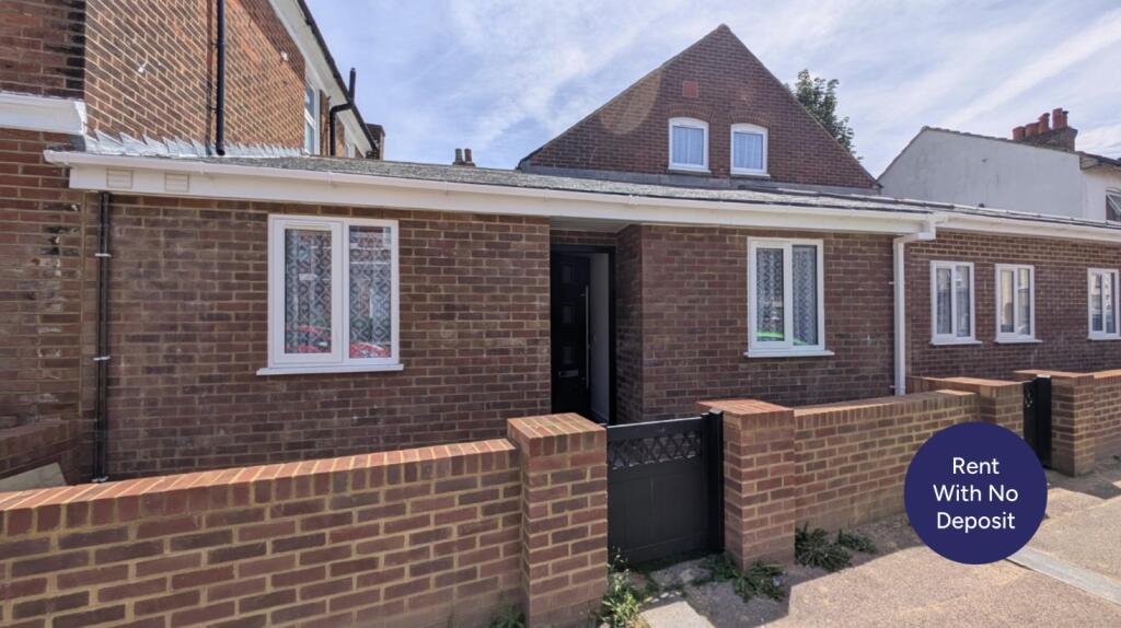 2 bed 1st Floor Flat for rent in Dover. From Miles & Barr - Dover