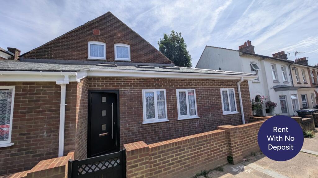 3 bed End of Terrace for rent in Dover. From Miles & Barr - Dover