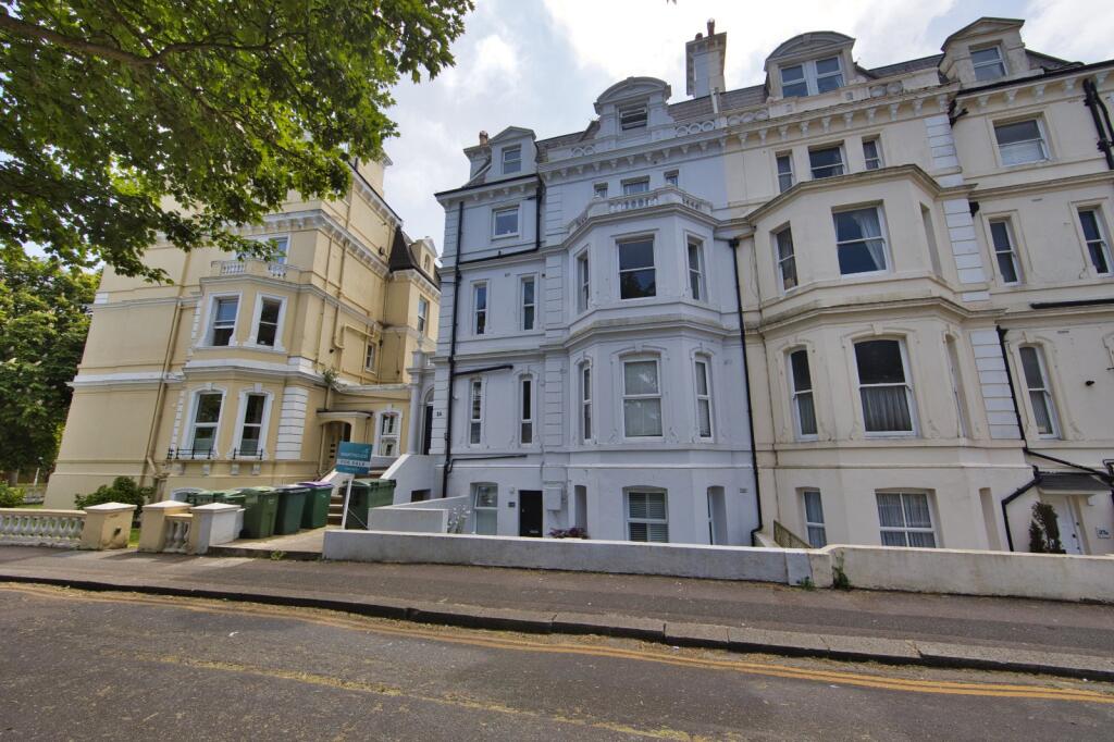 3 bed 1st Floor Flat for rent in Folkestone. From Miles & Barr - Dover