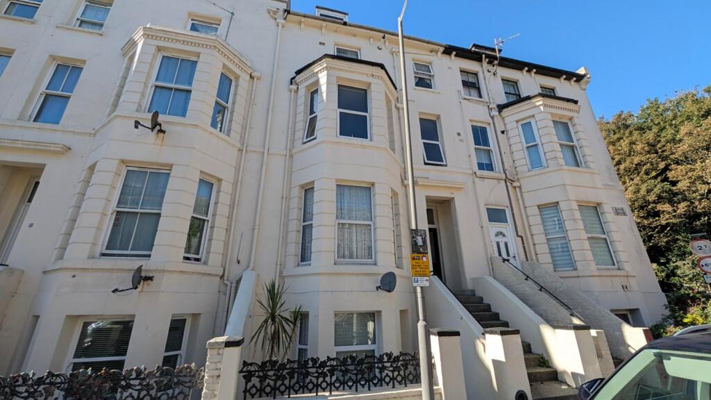 1 bed 1st Floor Flat for rent in Folkestone. From Miles & Barr - Dover 1 bed 1st Floor Flat for rent in Folkestone. From Miles & Barr - Dover