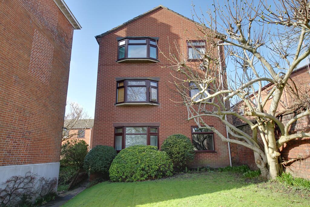 2 bed 1st Floor Flat for rent in Norwich. From Mills Knight - Norwich
