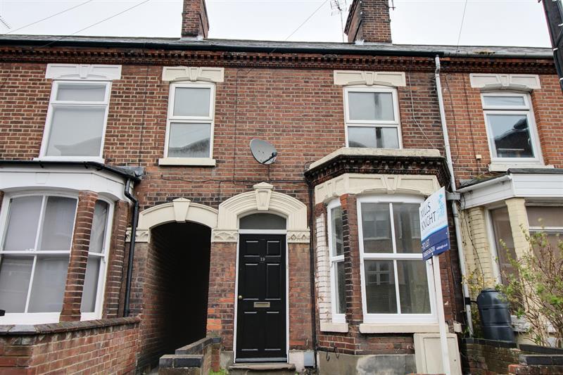 2 bed Mid Terraced House for rent in Norwich. From Mills Knight - Norwich 2 bed Mid Terraced House for rent in Norwich. From Mills Knight - Norwich
