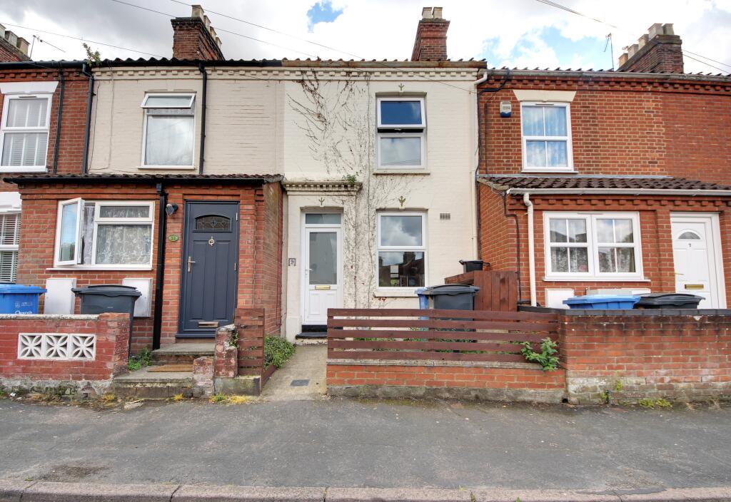 3 bed Mid Terraced House for rent in Norwich. From Mills Knight - Norwich