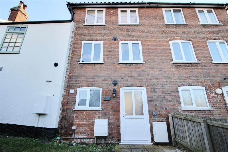 1 bed Mid Terraced House for rent in Wymondham. From Mills Knight - Norwich