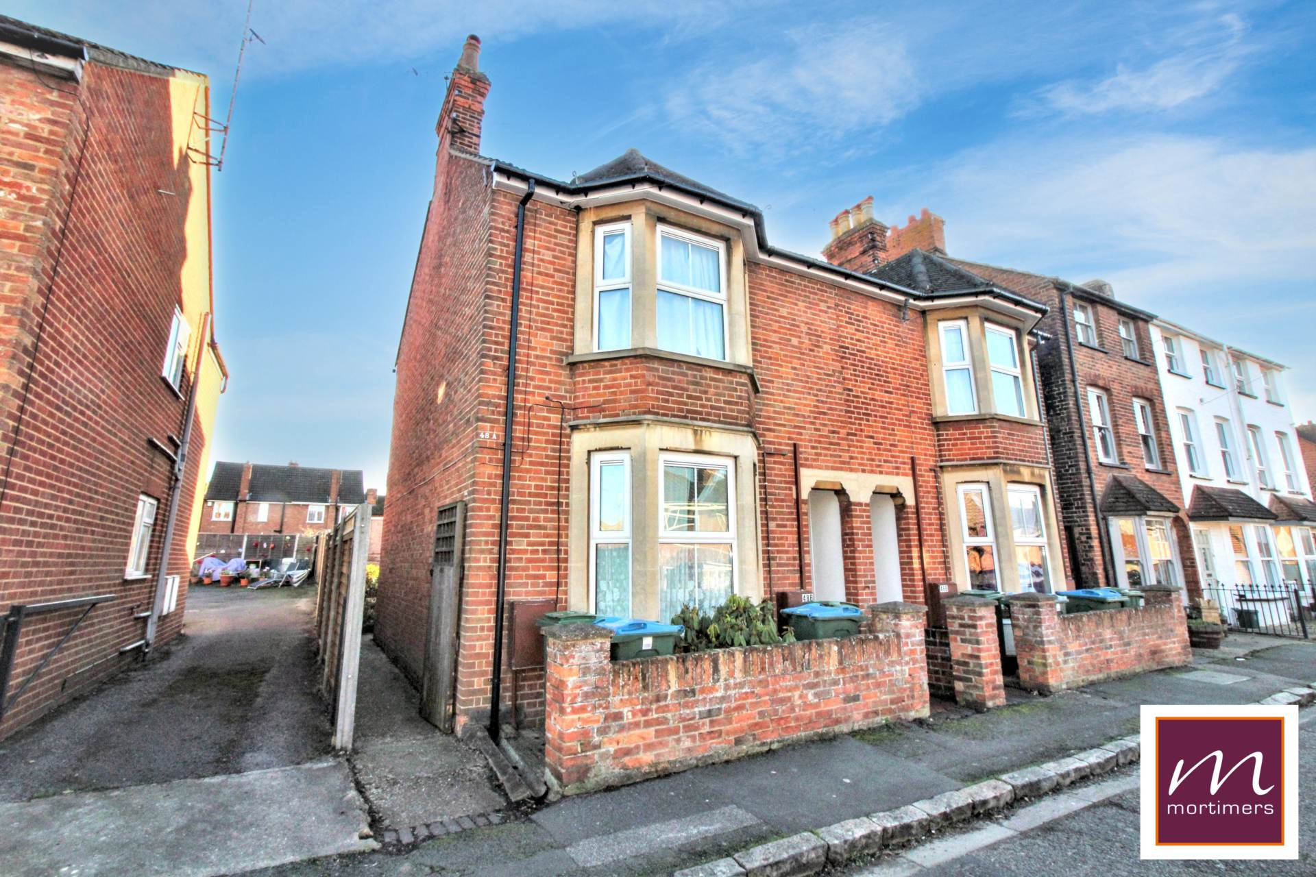 1 bed Annexe for rent in Aylesbury. From Mortimers 1 bed Annexe for rent in Aylesbury. From Mortimers
