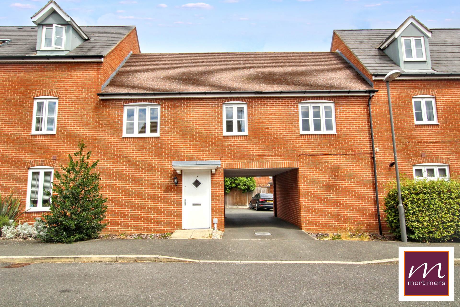 2 bed Coach House for rent in Aylesbury. From Mortimers 2 bed Coach House for rent in Aylesbury. From Mortimers