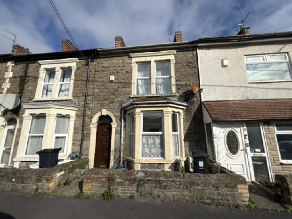 3 bed Mid Terraced House for rent in Two Mile Hill. From Morgan & Sons - Bristol