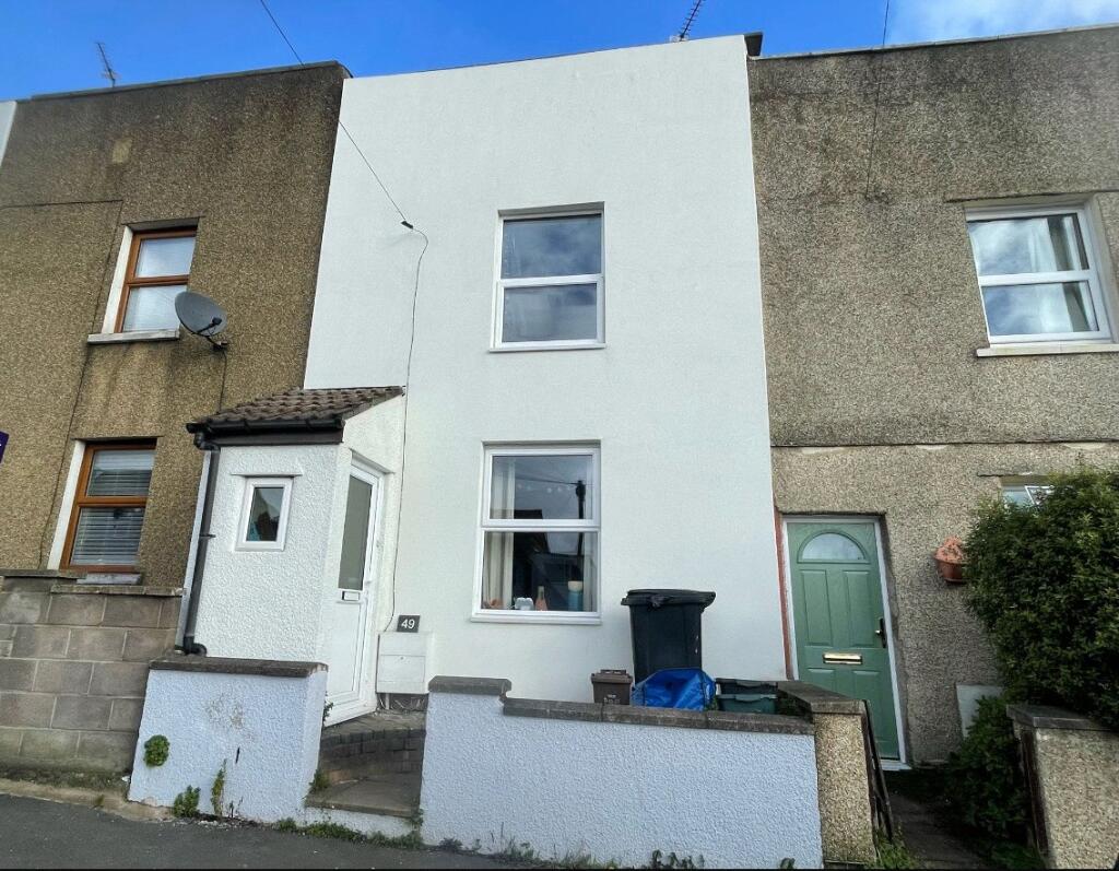 3 bed Mid Terraced House for rent in Whiteway. From Morgan & Sons - Bristol