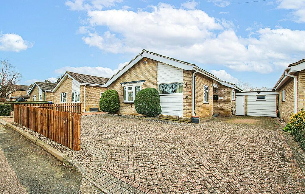 3 bed Detached bungalow for rent in Newmarket. From Morris Armitage - Newmarket