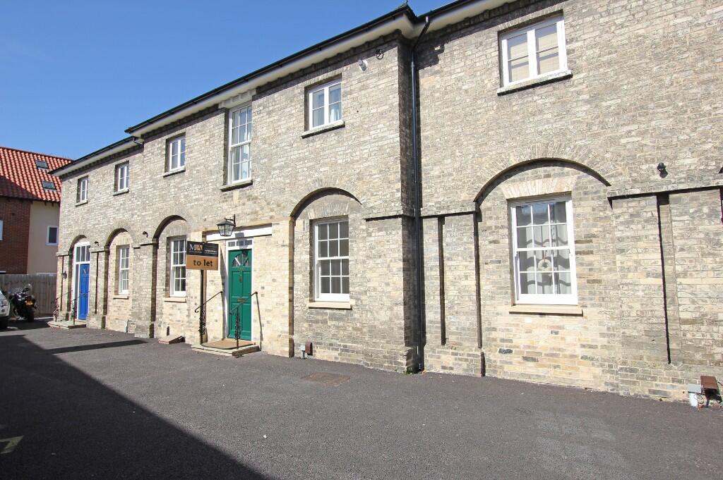 3 bed Mid Terraced House for rent in Newmarket. From Morris Armitage - Newmarket 3 bed Mid Terraced House for rent in Newmarket. From Morris Armitage - Newmarket