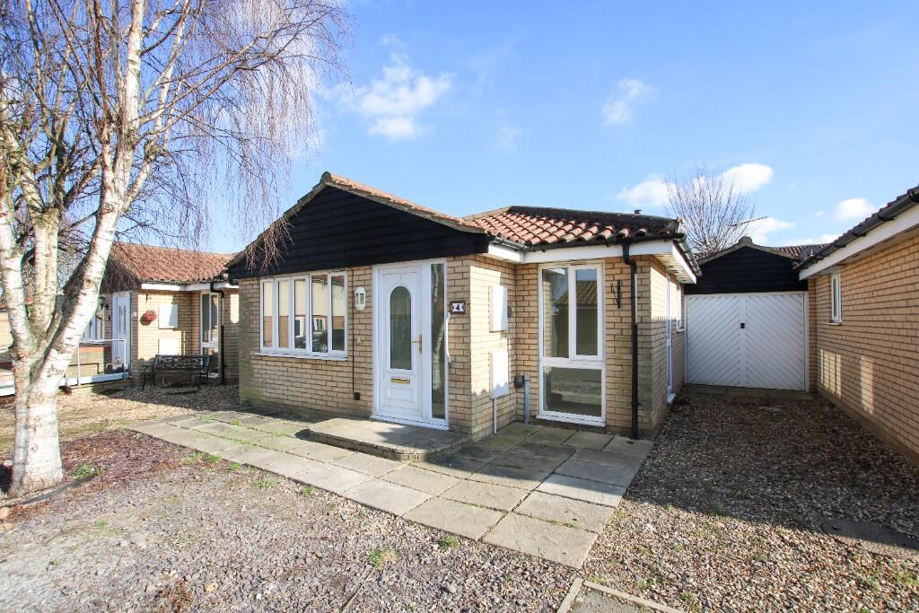 2 bed Detached bungalow for rent in Burwell. From Morris Armitage - Newmarket 2 bed Detached bungalow for rent in Burwell. From Morris Armitage - Newmarket