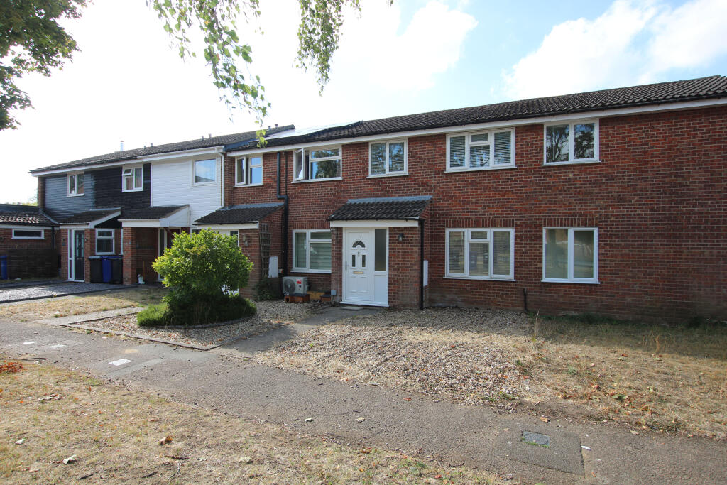 3 bed Mid Terraced House for rent in Red Lodge. From Morris Armitage - Newmarket