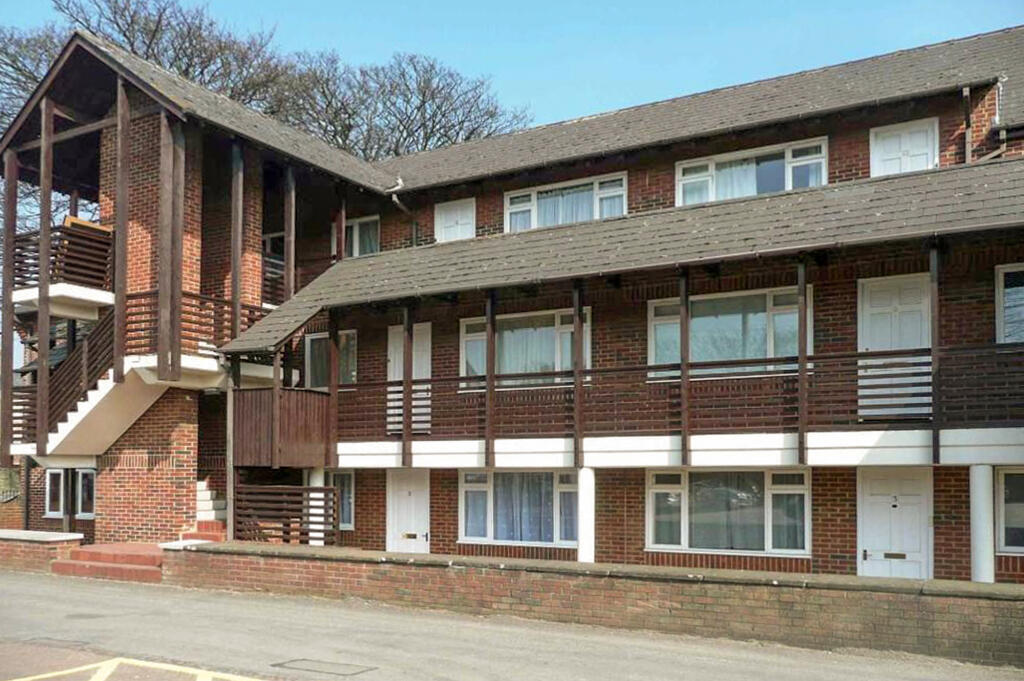 2 bed Apartment for rent in Newmarket. From Morris Armitage - Newmarket