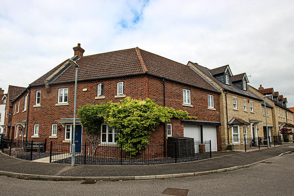 3 bed Mid Terraced House for rent in Burwell. From Morris Armitage - Newmarket