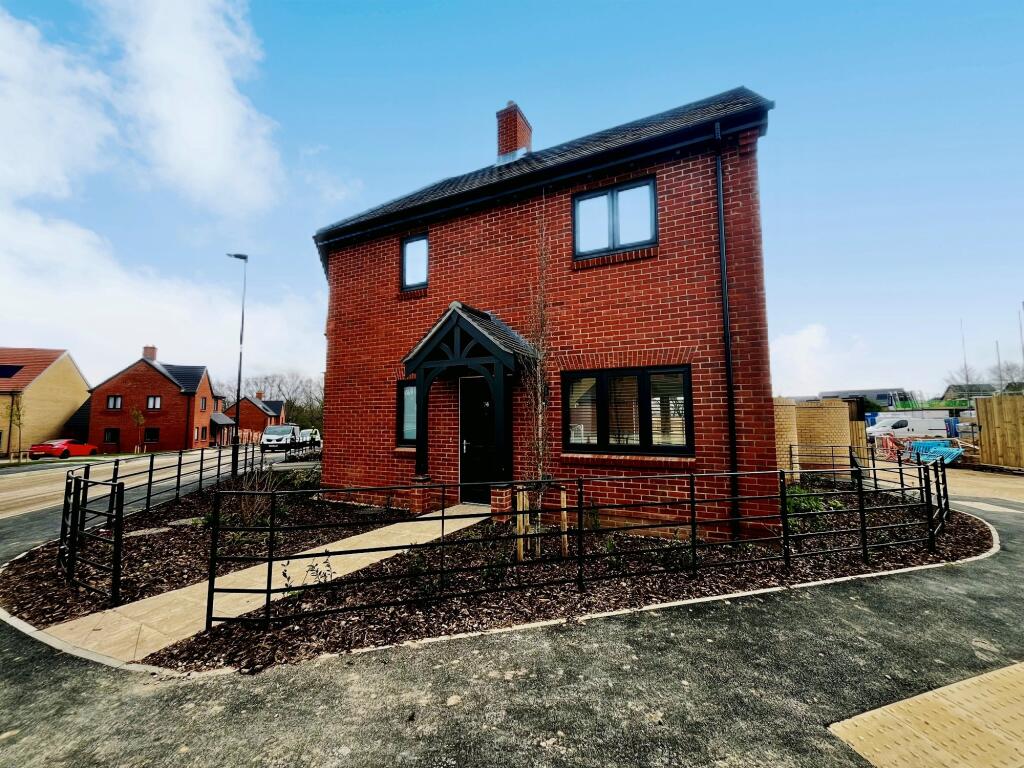 3 bed Detached for rent in . From Morris Dibben - Chandler's Ford