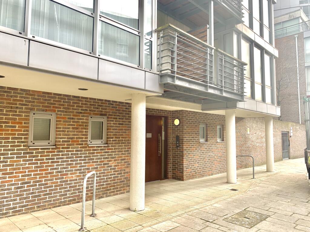 0 bed Studio for rent in Portsmouth. From Morris Dibben - Portsmouth