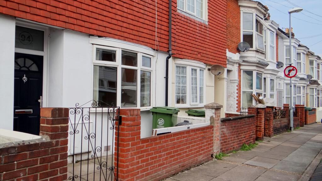 3 bed Mid Terraced House for rent in Portsmouth. From Morris Dibben - Portsmouth