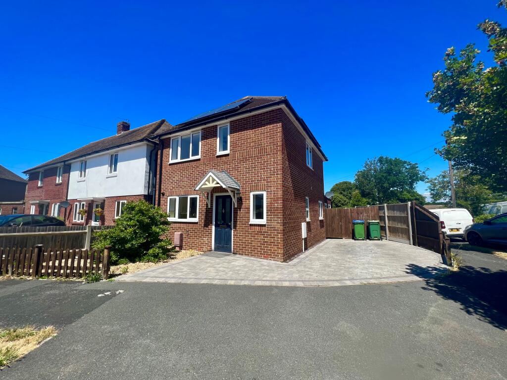 2 bed Detached for rent in Fareham. From Morris Dibben - Portsmouth