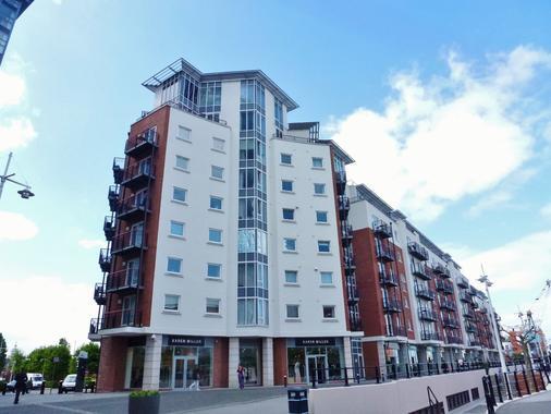 2 bed Apartment for rent in Portsmouth. From Morris Dibben - Portsmouth