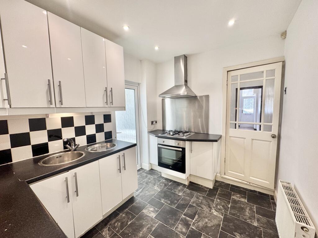 2 bed Detached for rent in Portsmouth. From Morris Dibben - Portsmouth