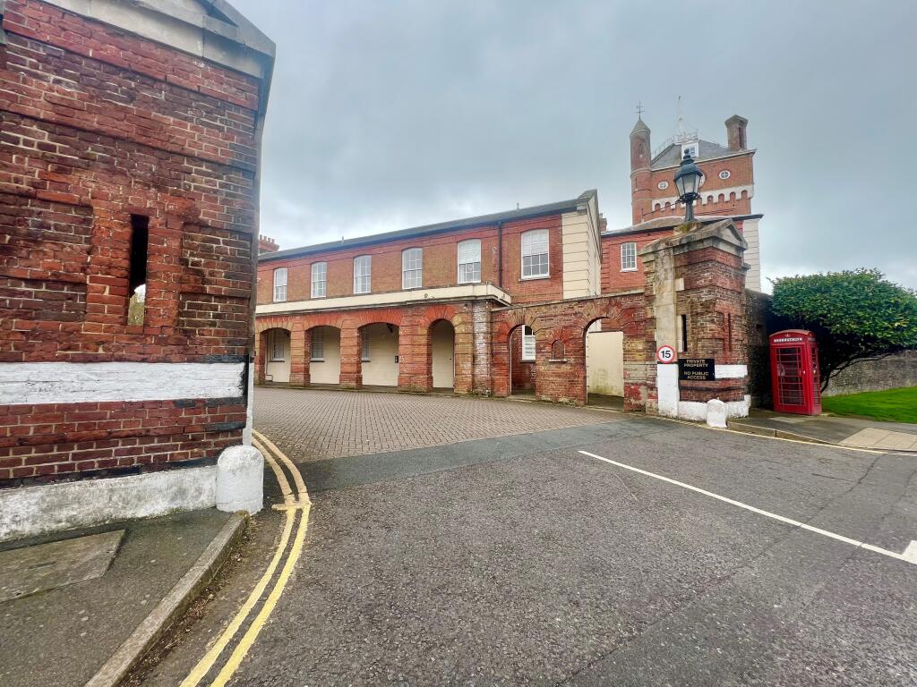 2 bed Apartment for rent in Portsmouth. From Morris Dibben - Portsmouth 2 bed Apartment for rent in Portsmouth. From Morris Dibben - Portsmouth