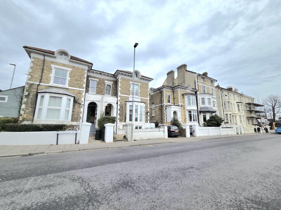 1 bed House Share for rent in Portsmouth. From Morris Dibben - Portsmouth