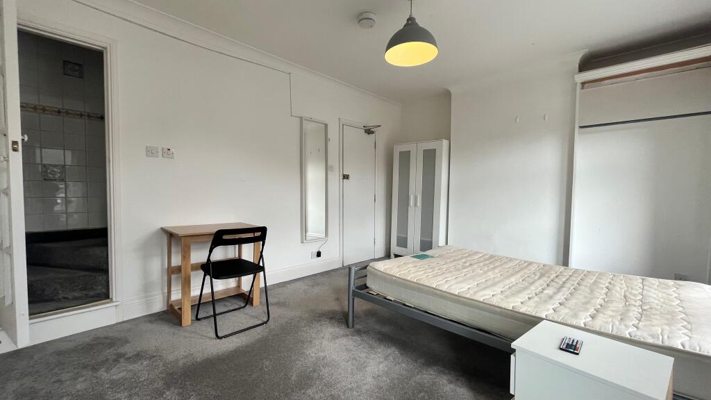 1 bed House Share for rent in Southampton. From Morris Dibben - Southampton