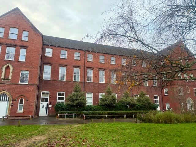 3 bed 1st Floor Flat for rent in Southampton. From Morris Dibben - Southampton